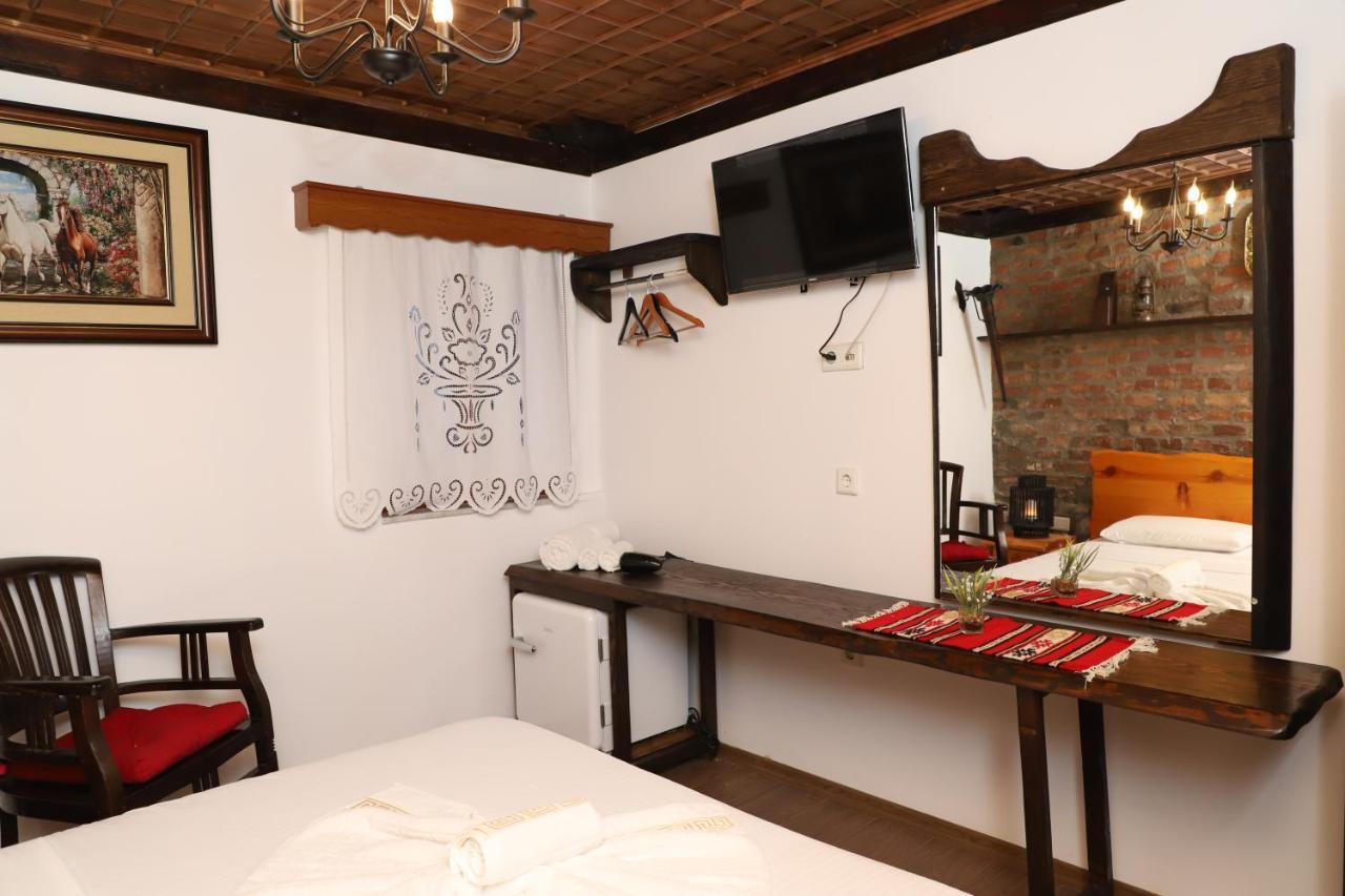 Vila Darla Bed and Breakfast Berat Esterno foto