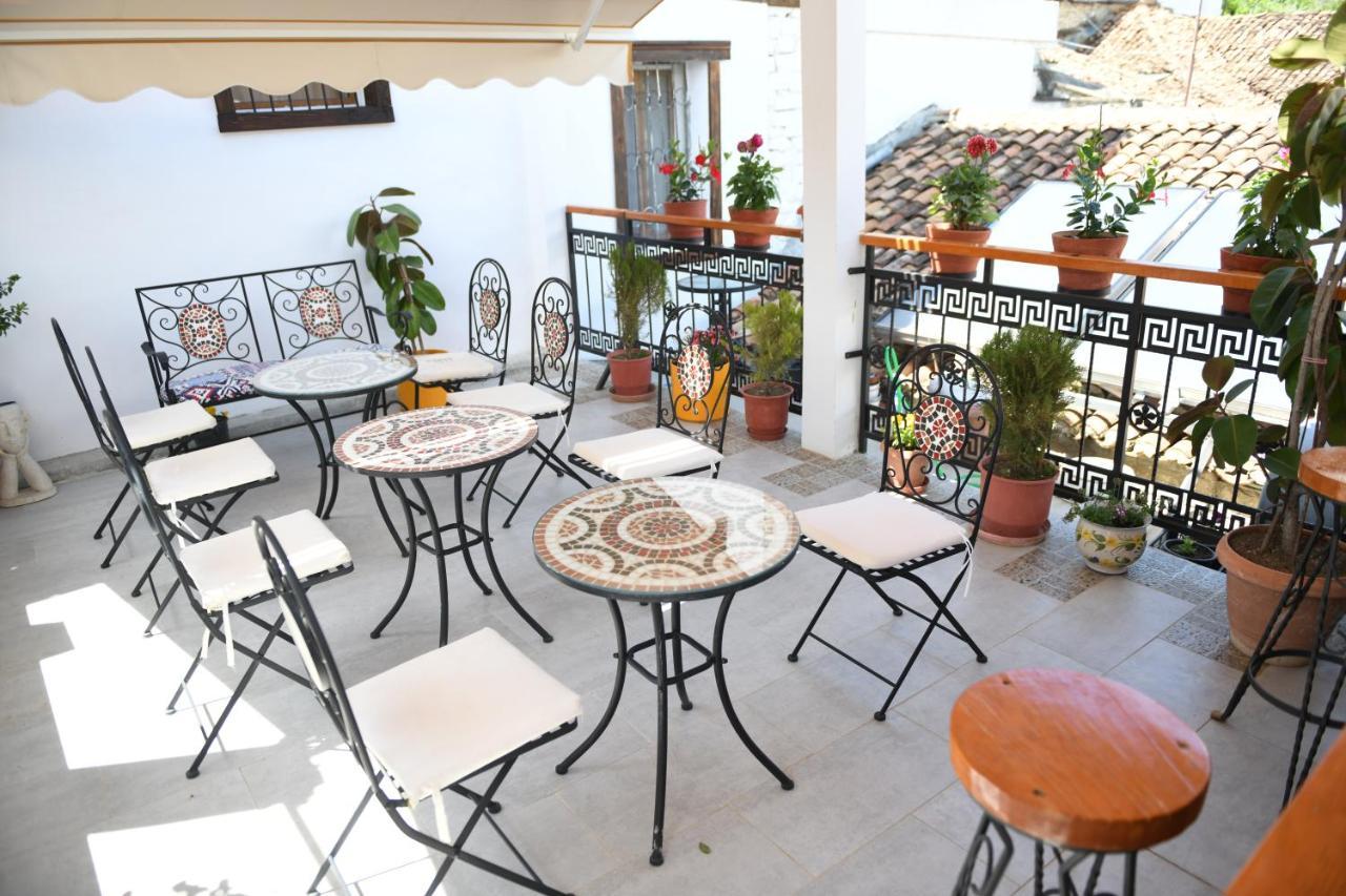 Vila Darla Bed and Breakfast Berat Esterno foto