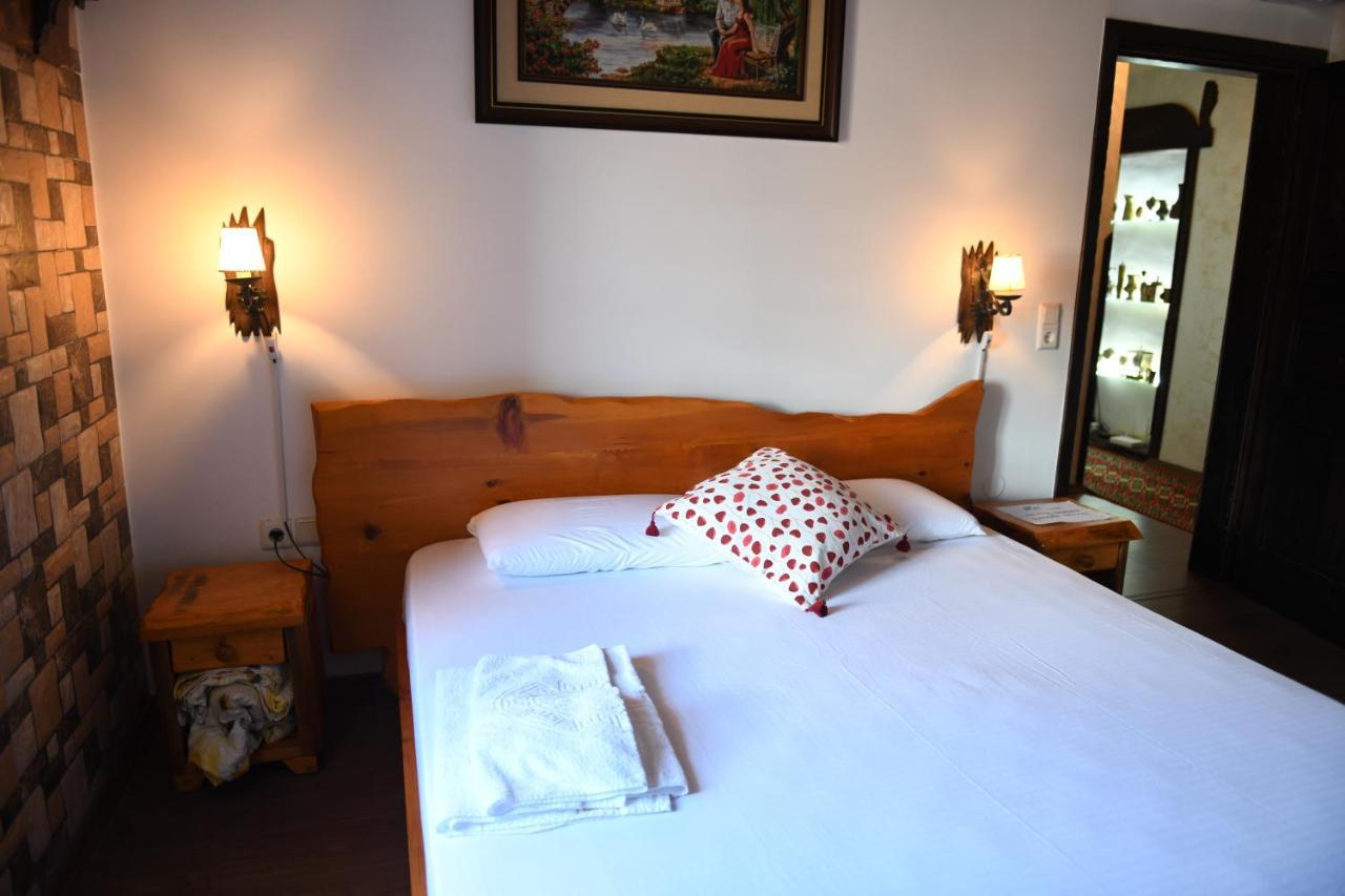 Vila Darla Bed and Breakfast Berat Esterno foto