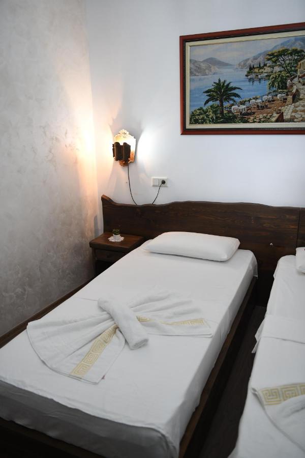 Vila Darla Bed and Breakfast Berat Esterno foto