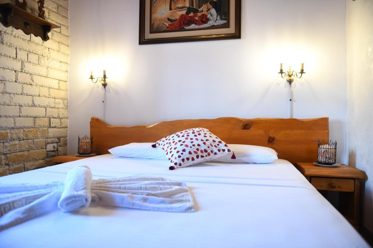 Vila Darla Bed and Breakfast Berat Esterno foto